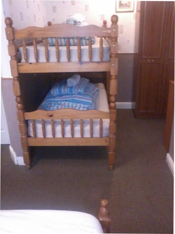 Dering Lodge Blackpool Room photo